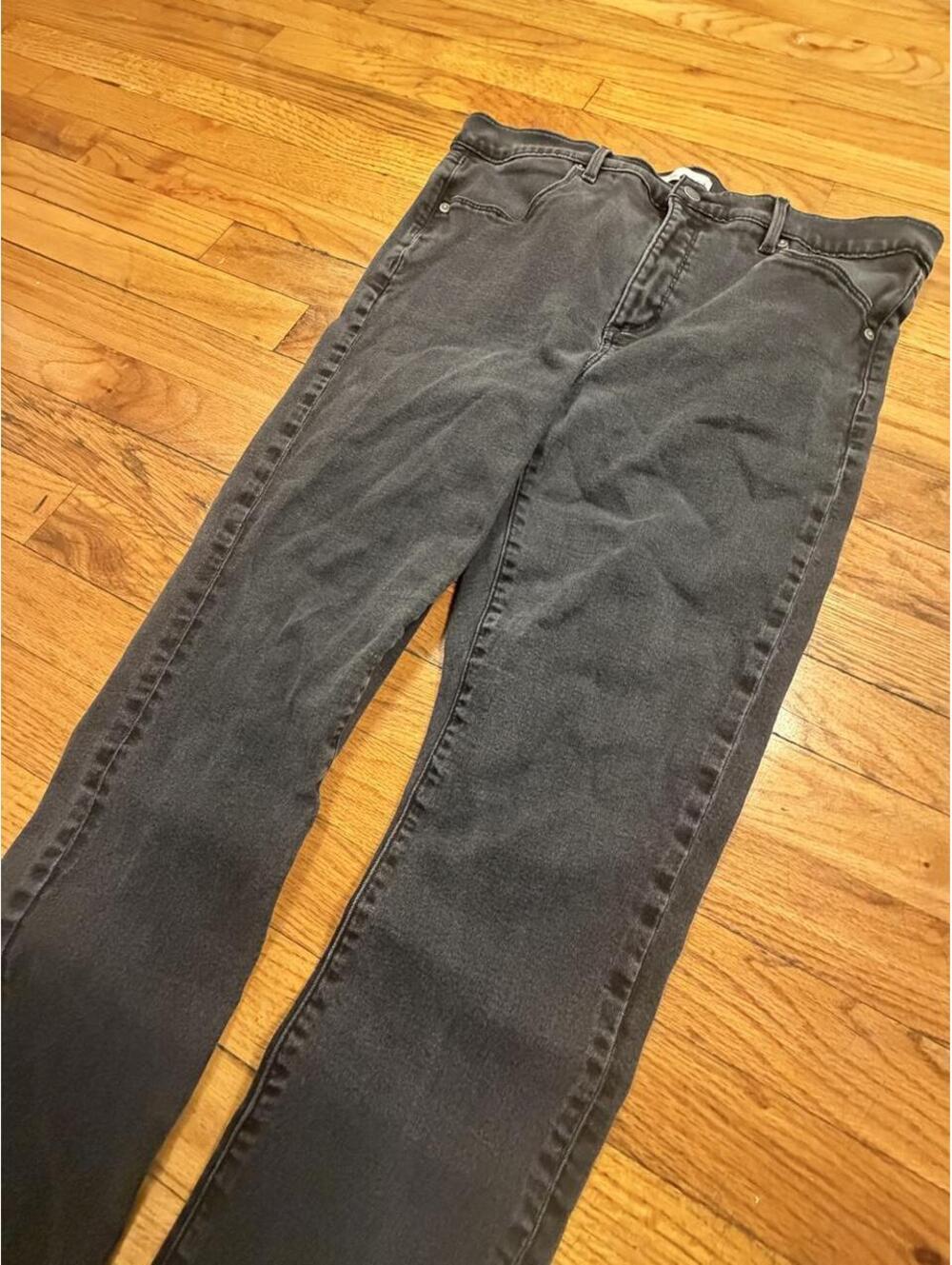 LOFT Women's Black and Grey Jeans